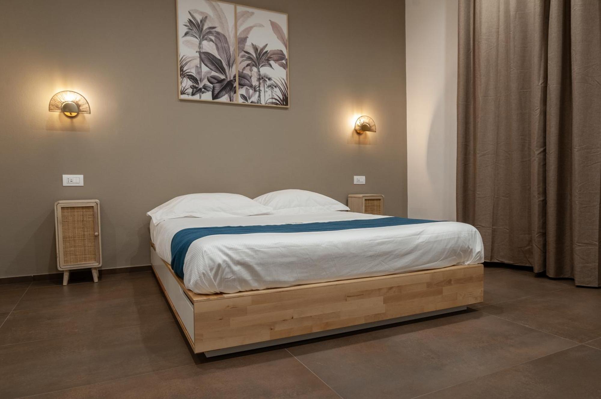 Suite 18 Luxury Apartments 바리 외부 사진