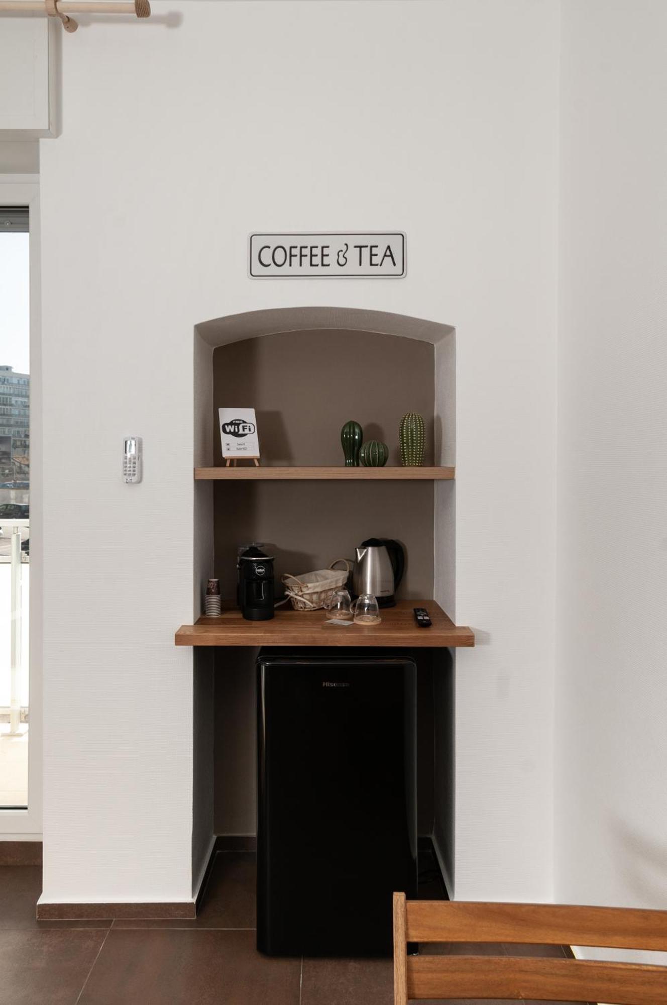 Suite 18 Luxury Apartments 바리 외부 사진